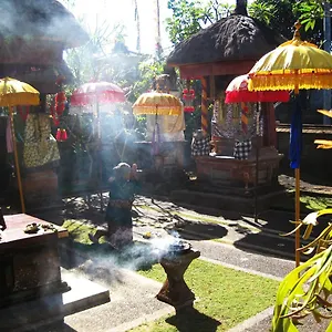  Alloggio in famiglia Nyoman Murjana