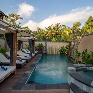 3* Resort The Compass Rose